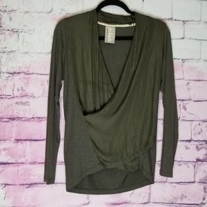 ANTHROPOLOGIE DOLAN FAUX WRAP FRONT OLIVE LAYERING TOP XS